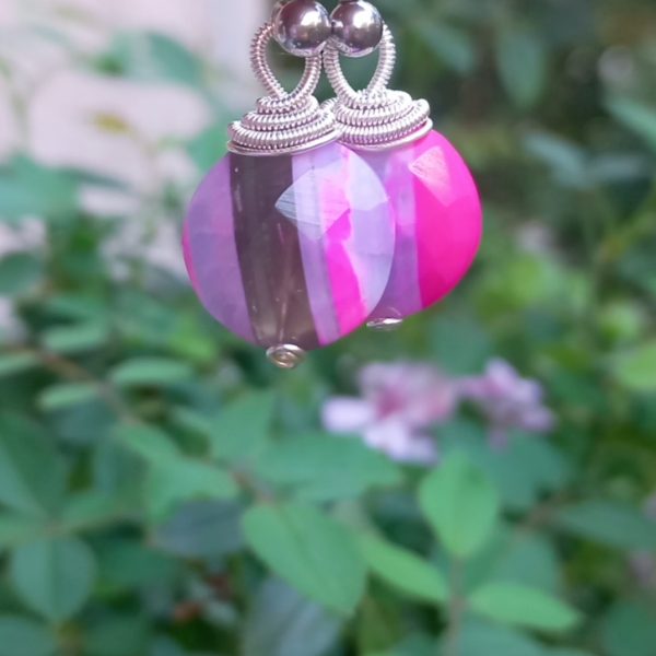 Opal el yapımı çelik aparatlı küpe Opal el yapımı çelik aparatlı küpe