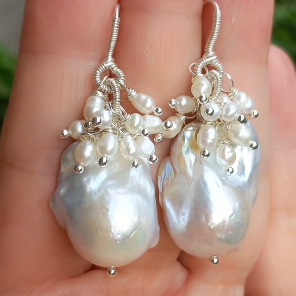 Doğal İnci gümüş el yapımı küpe Doğal İnci gümüş el yapımı küpe