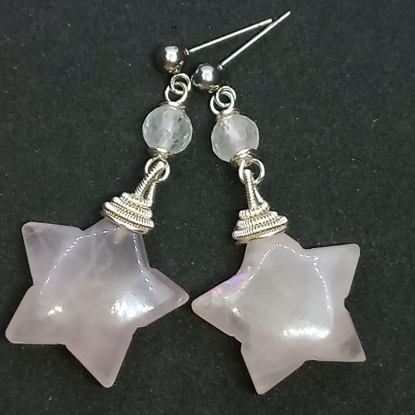 Yıldız pembe Kuvars el yapımı çelik aparatlı küpe Yıldız pembe Kuvars el yapımı çelik aparatlı küpe