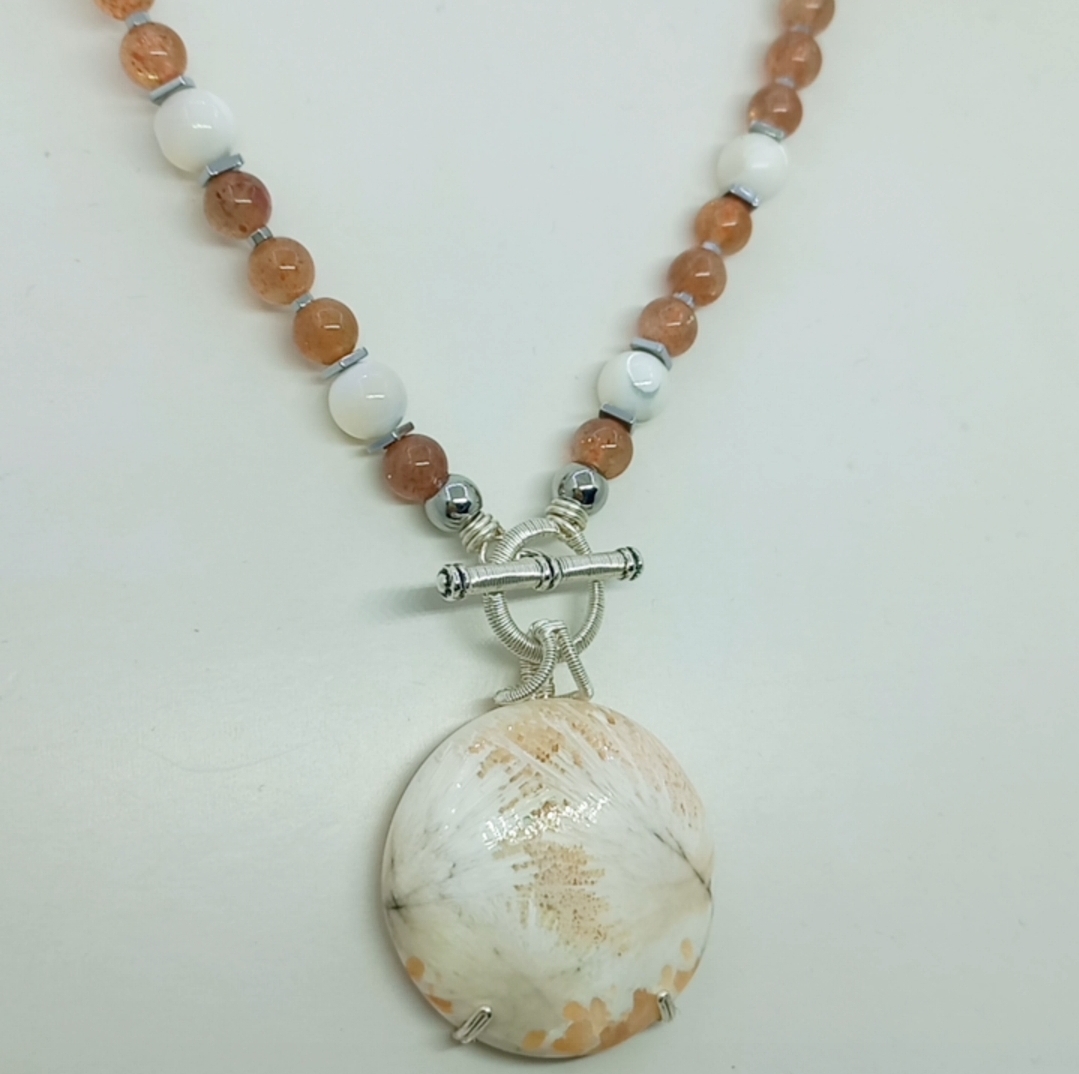 Scolocite Güneş taşı Sedef Hematit el yapımı kolye kız