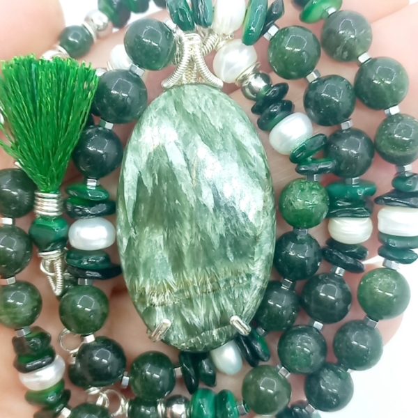 Serafinit Diopsit İnci Sedef el yapımı kolye b Serafinit Diopsit İnci Sedef el yapımı kolye b