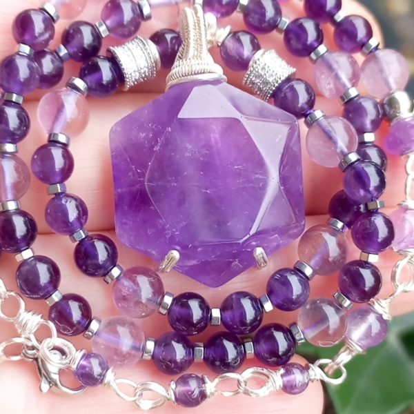 Ametist Zirkon Florit Hematit el apımı kolye