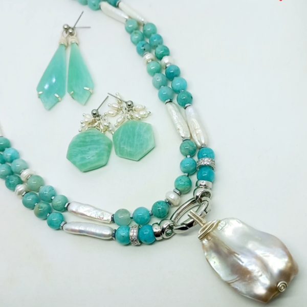 Amazonit doğal İnci el yapımı uzun kolye Amazonit doğal İnci el yapımı uzun kolye