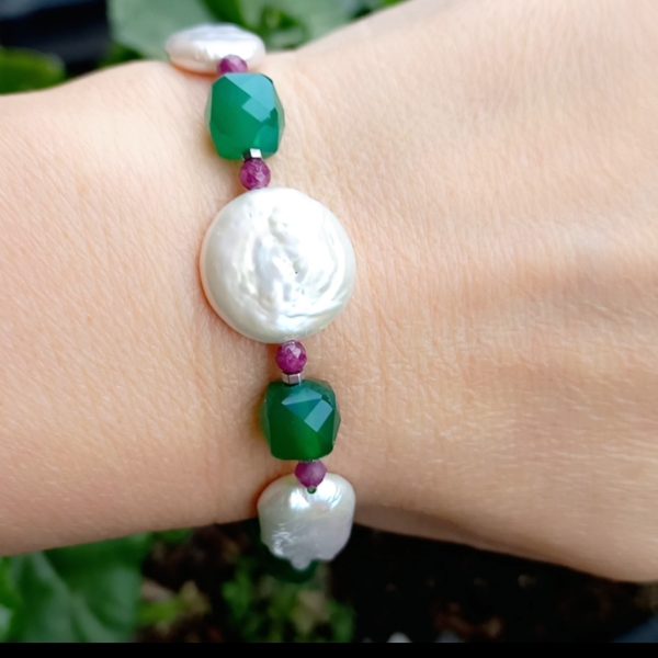 Doğal İnci Akik Zirkon Yakut el yapımı bileklik Doğal İnci Akik Zirkon Yakut el yapımı bileklik