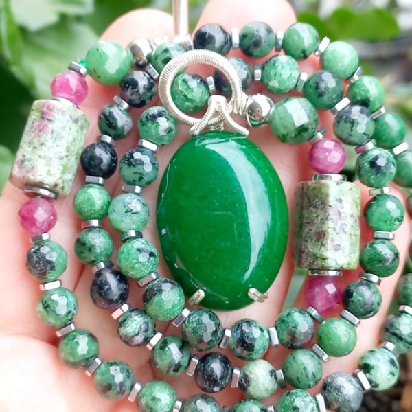 Yeşim Rubyzoisit Hematit el yapımı kolye