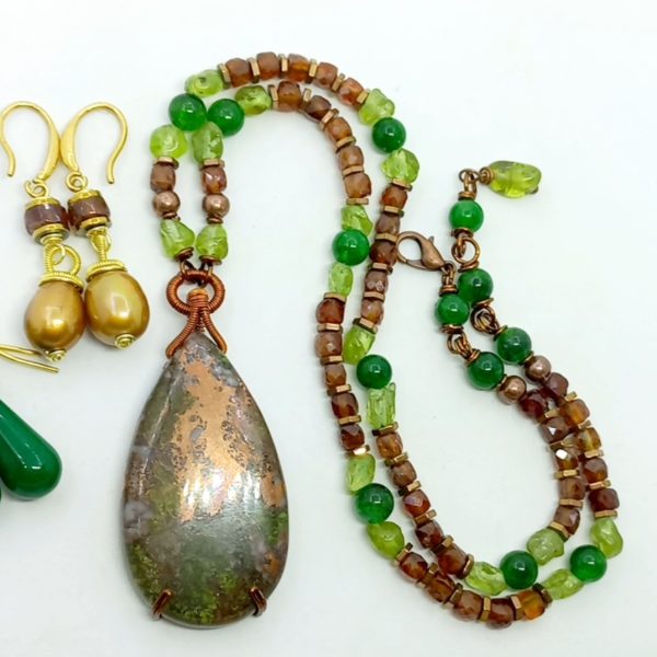Chalcopyrit Hossanite Garnet Zebercet Fuchsite el yapımı kolye