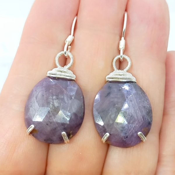 2696 Faset kesim Safir Gümüş aparatlı (925) el yapımı küpe