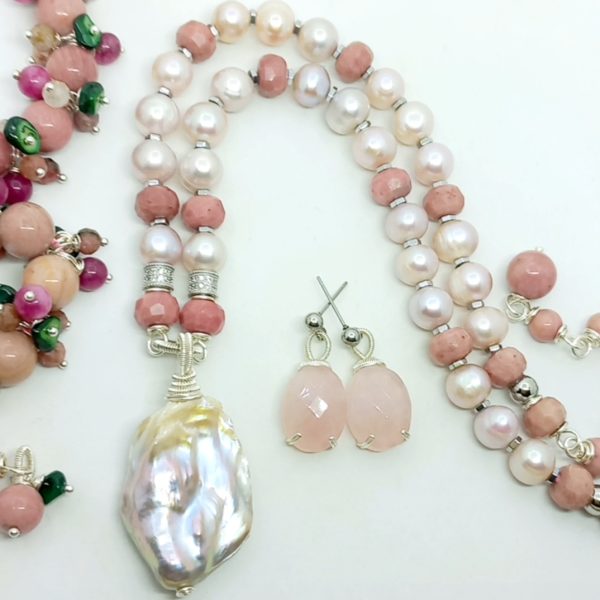 Doğal Barok ve pembe İnci Rodonit Hematit çelik aparatlı el yapımı kolye