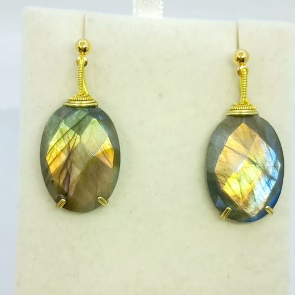 Labradorit el yapımı küpe a