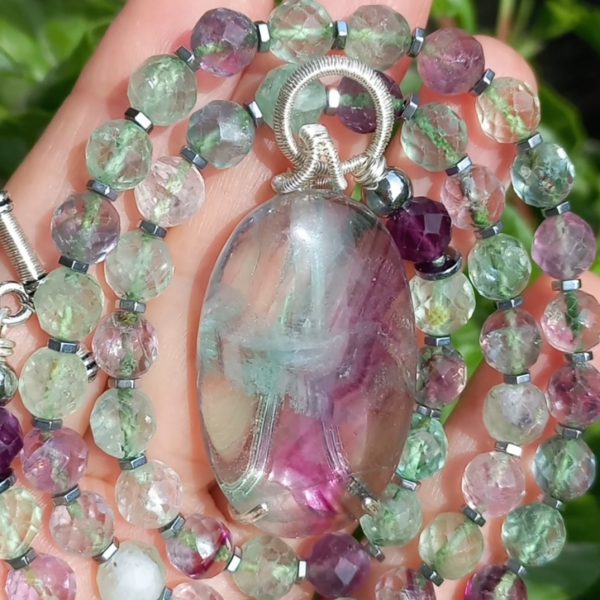 Florit Hematit el yapımı kolye