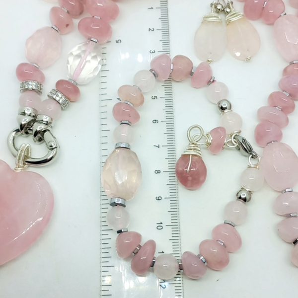 Pembe Kuvars Hematit çelik aparatlı el yapımı bileklik