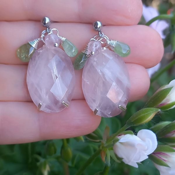 Pembe Kuvars Zebercet el yapımı çelik aparatlı küpe