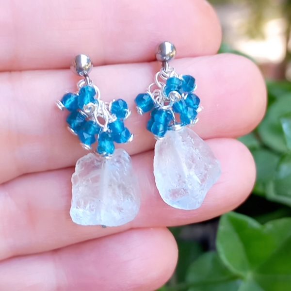 Ham Topaz Apatit el yapımı çelik aparatlı küpe