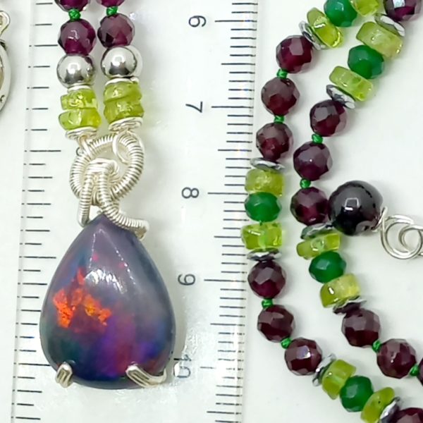 Ateş Opal Garnet(Lal) Zebercet Yeşim Hematit Gümüş(925) aparatlı el yapımı kolye